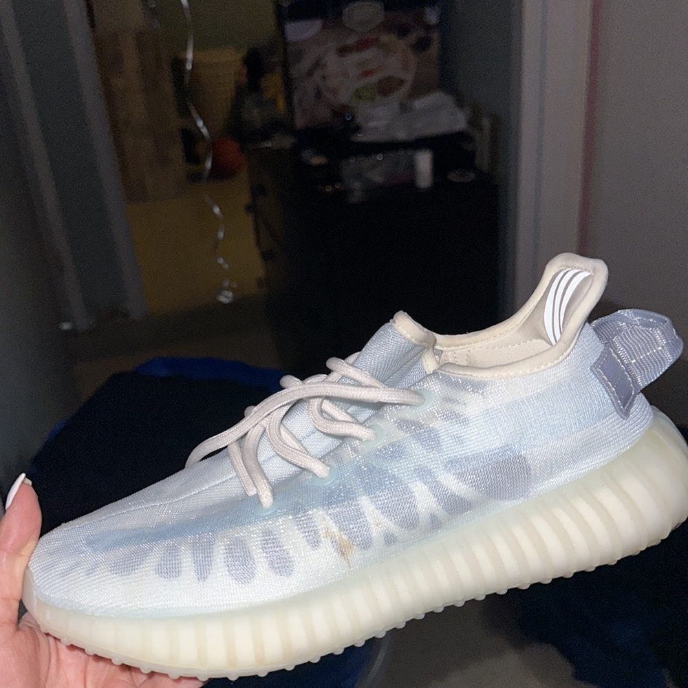 Yeezys 350 size 5.5